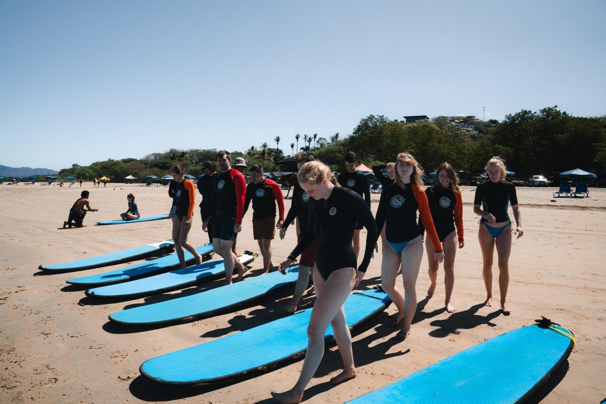 Hotel Iguana Surf Camp Tamarindo Exterior foto